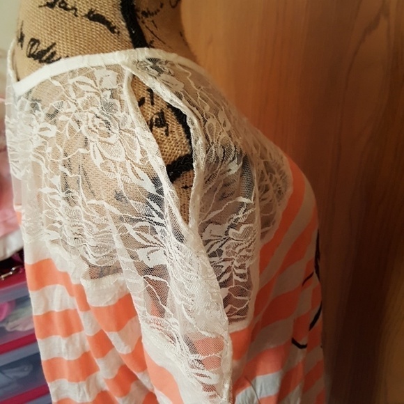 Rue 21 t-shirt. Lace with stripes. Large - Picture 4 of 4
